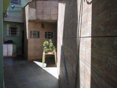 Casa para Venda, em Petrópolis, bairro Quarteirão Brasileiro, 3 dormitórios, 1 banheiro